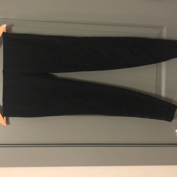 🖤Black High Waisted Mesh Detail Leggings - Picture 1 of 3